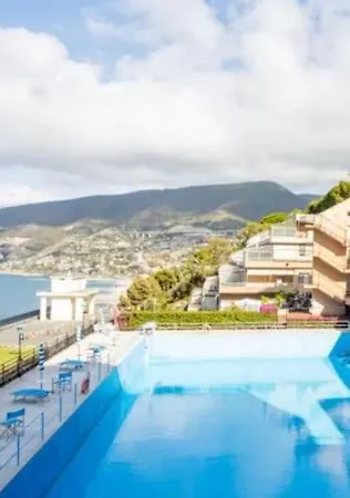 Vue Exceptionnelle Résidence Patrizia Ospedaletti